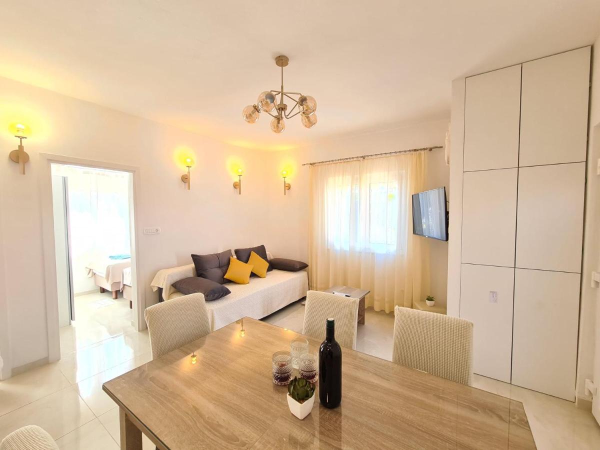 Olive Tree - House With Pool Villa Vinisce Bagian luar foto
