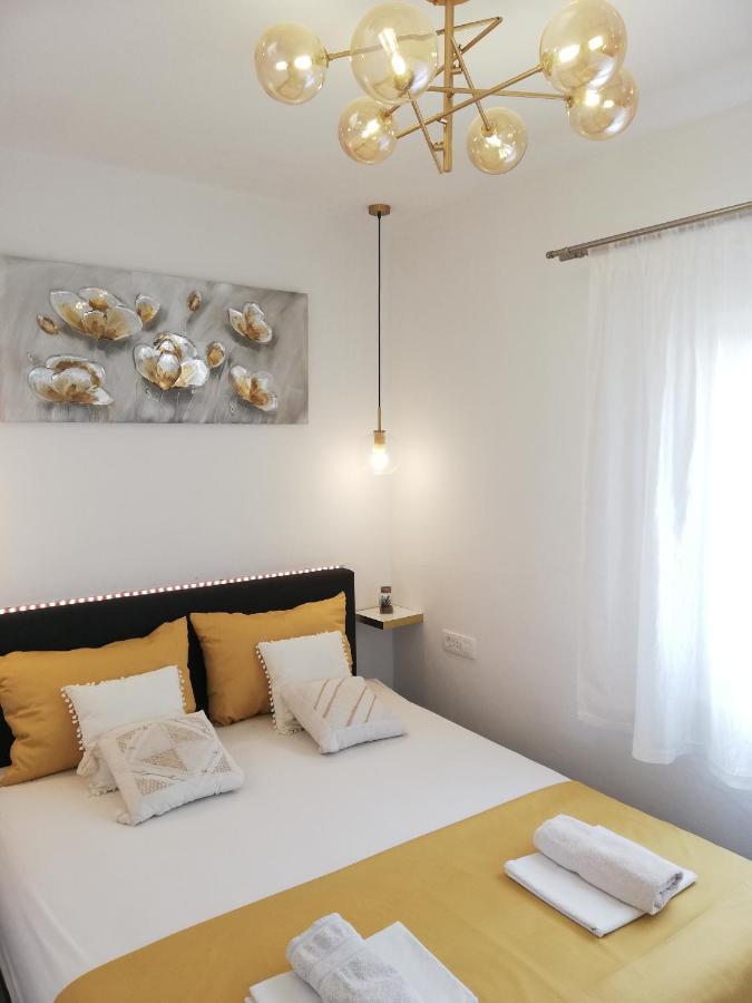 Olive Tree - House With Pool Villa Vinisce Bagian luar foto