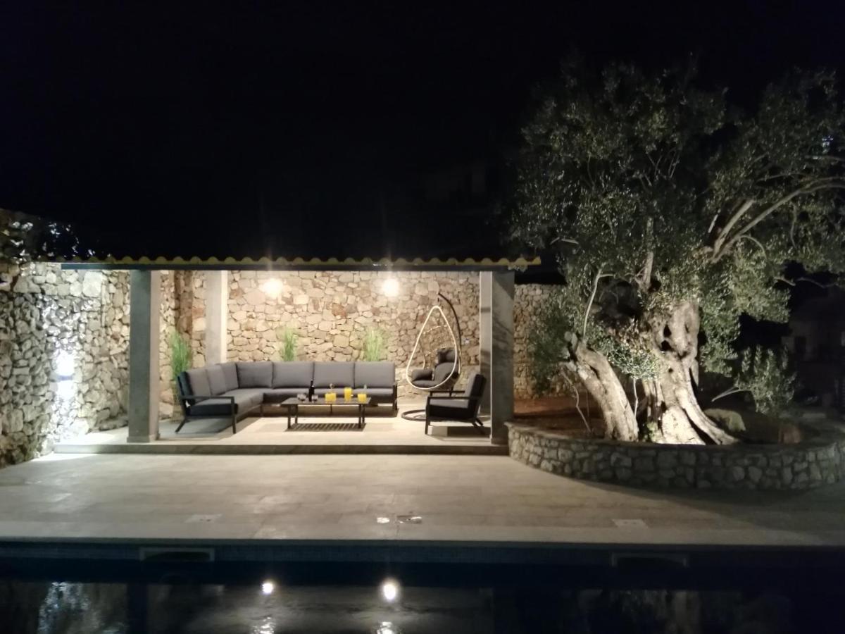 Olive Tree - House With Pool Villa Vinisce Bagian luar foto