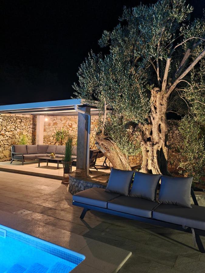Olive Tree - House With Pool Villa Vinisce Bagian luar foto
